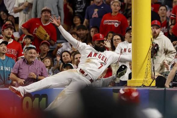 Halos Get First Home Win of 2026 Season Behind Lead-Off HR From Neto, Three Home Run-Robbing Grabs By Airborne Jo Adell Over Mariners In 1-0&nbsp;Shutout