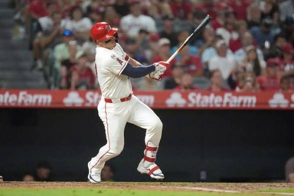 Angels Finally Score Five Runs, Beat Rangers as Mike Trout Has 3-Hit Performance, George Klassen Gets First Career Big League&nbsp;Win