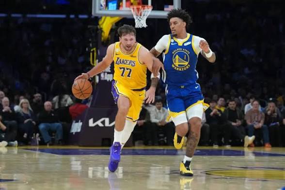 Lakers Blowout Warriors in 2026 Season Opener as Luka Doncic Makes Stylish Return to Floor Along with Good Performance from New Big Man Walker Kessler